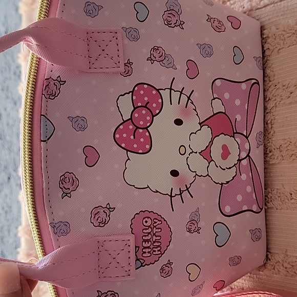 Hello Kitty Handbag with adjustable shoulder strap, pink 💗.  NWOT. - Picture 2 of 10
